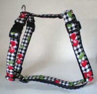 Hundegeschirr Cherry Checker
